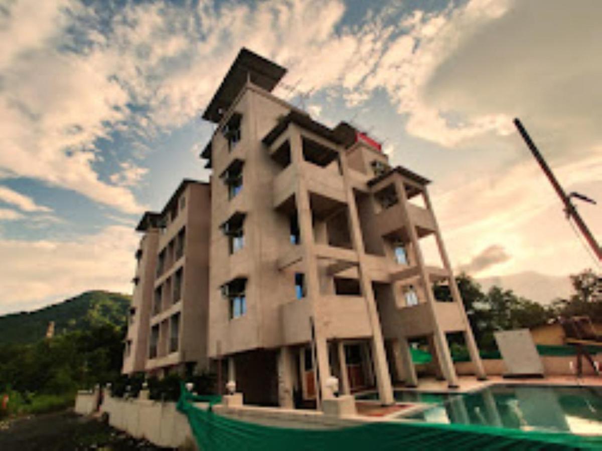 Janavi Resort เนราล ภายนอก รูปภาพ