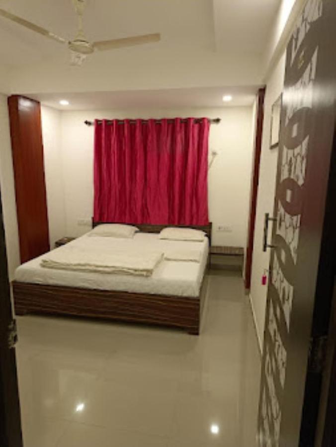 Janavi Resort เนราล ภายนอก รูปภาพ